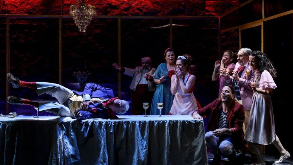 viktor - theatro stathmos